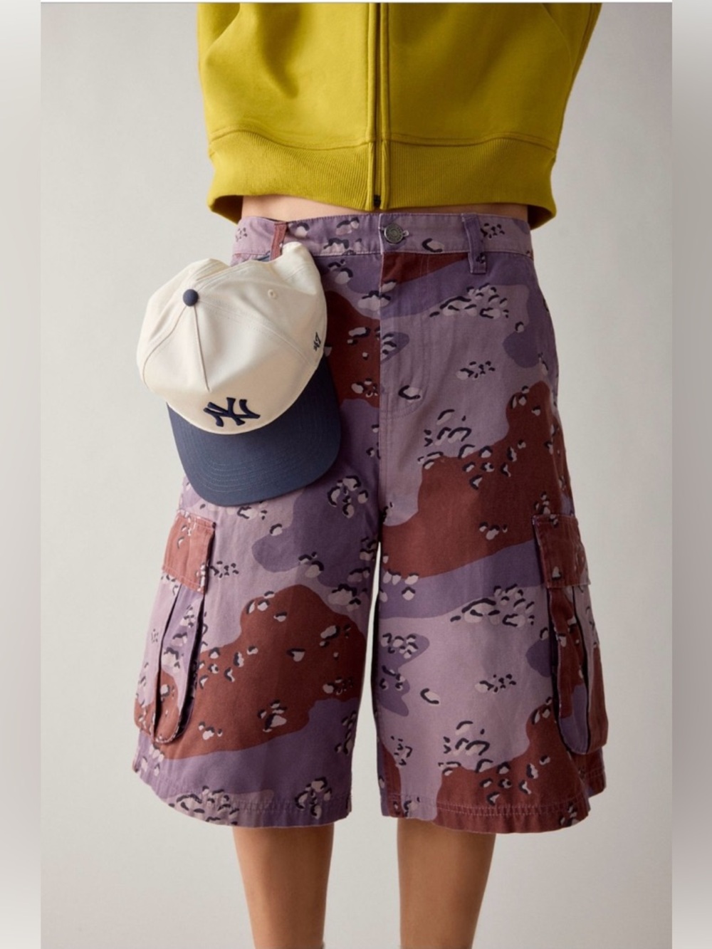 BDG Camo Canvas Cargo Short - Picture 2 of 8